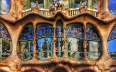 La cerámica de Gaudí: trencadís, talleres y artesanos detrás del genio